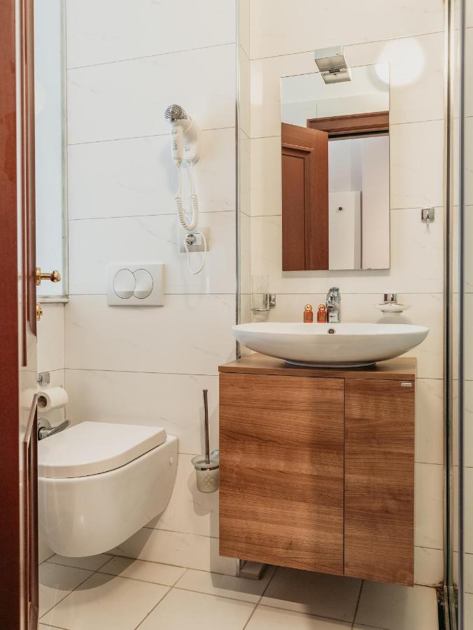 Fishta Hotel & Apartments Velipojë エクステリア 写真